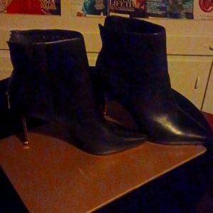 Boots Katherine Kelly